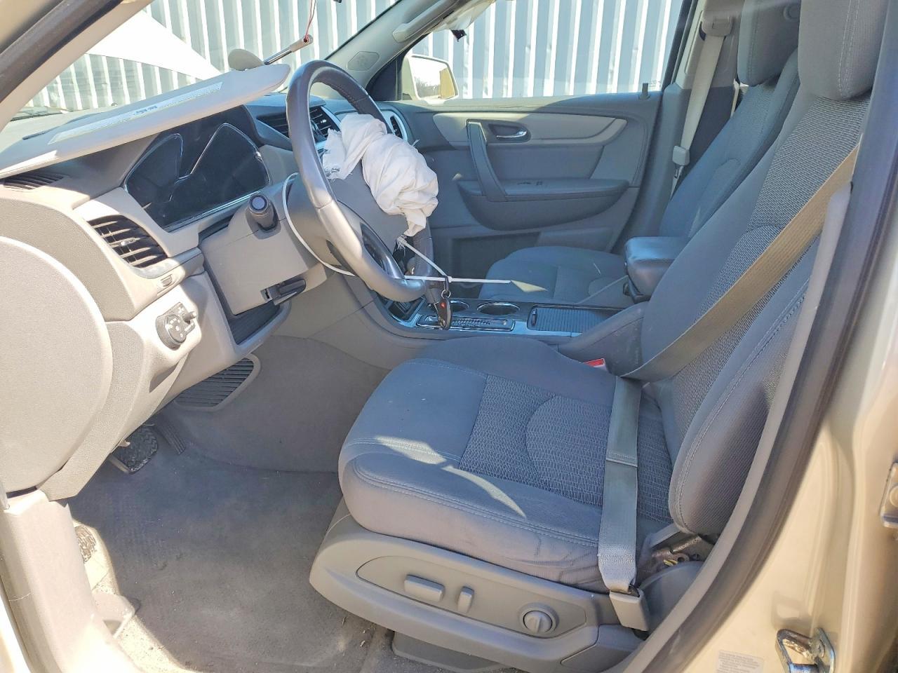 2016 Chevrolet Traverse Lt - Фото 7