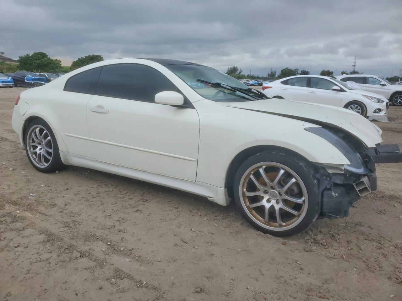 2006 Infiniti G35 Base - Image 4