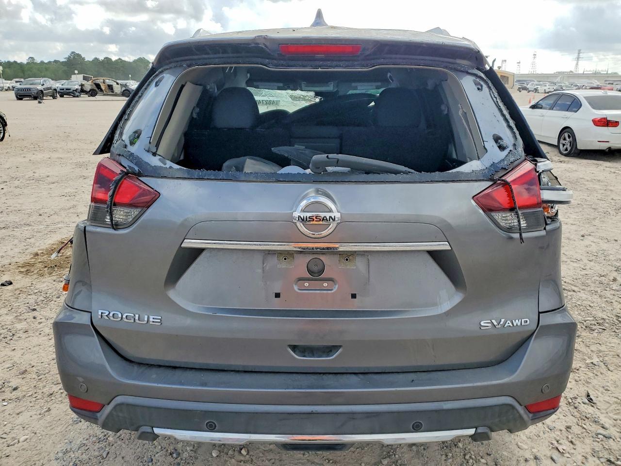 2019 Nissan Rogue Sv - Image 6