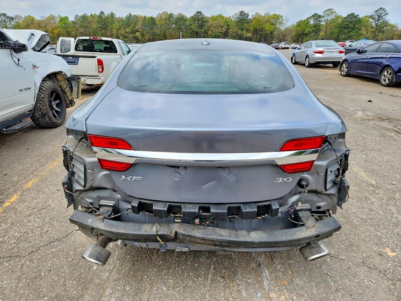 2012 Jaguar Xf Portfolio - Фото 6