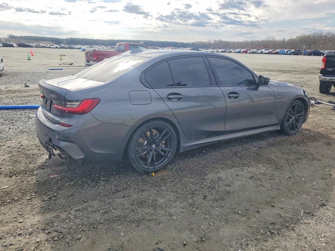 2022 BMW 330I - Image 3