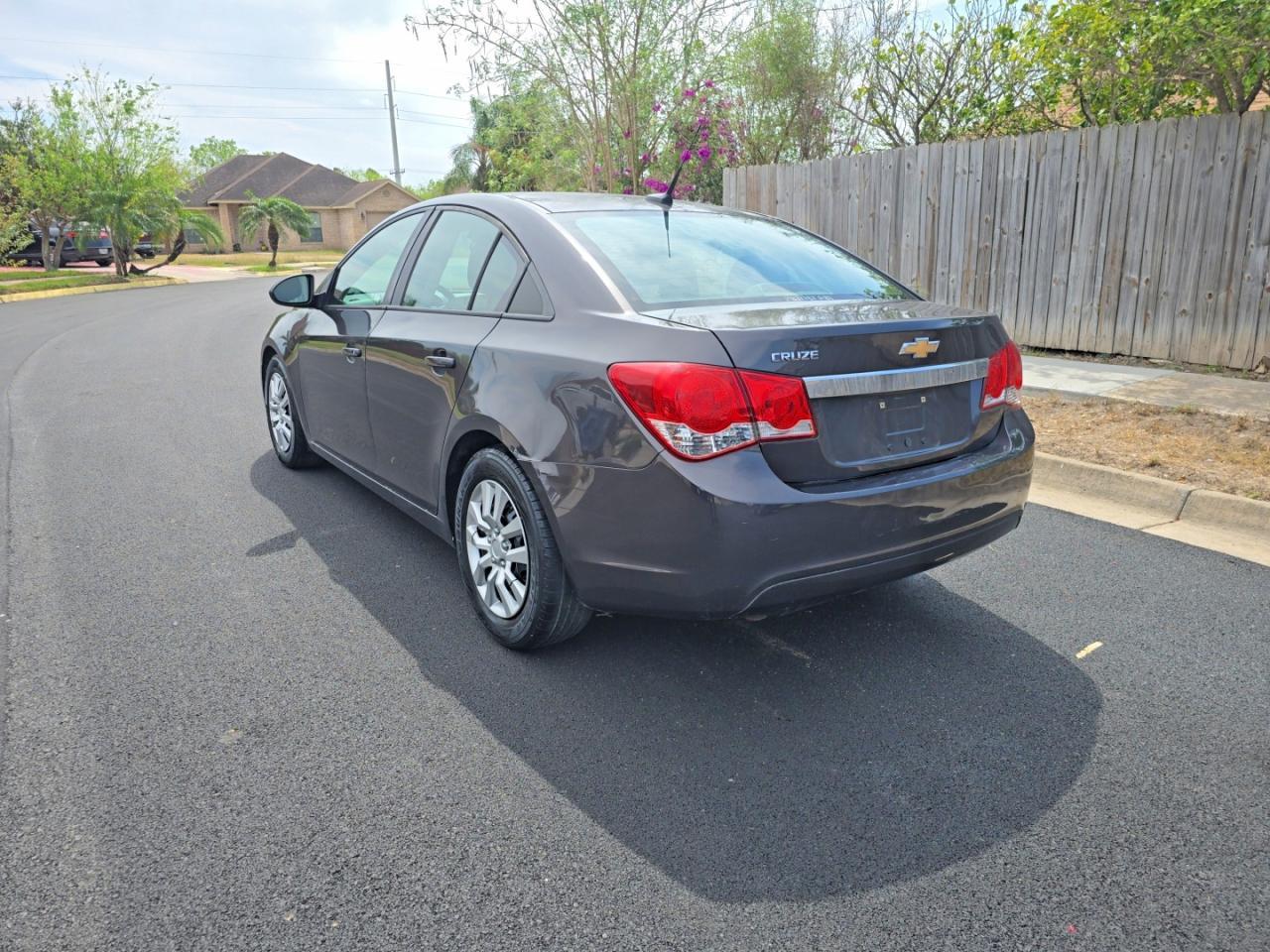 2014 Chevrolet Cruze Ls - Фото 3