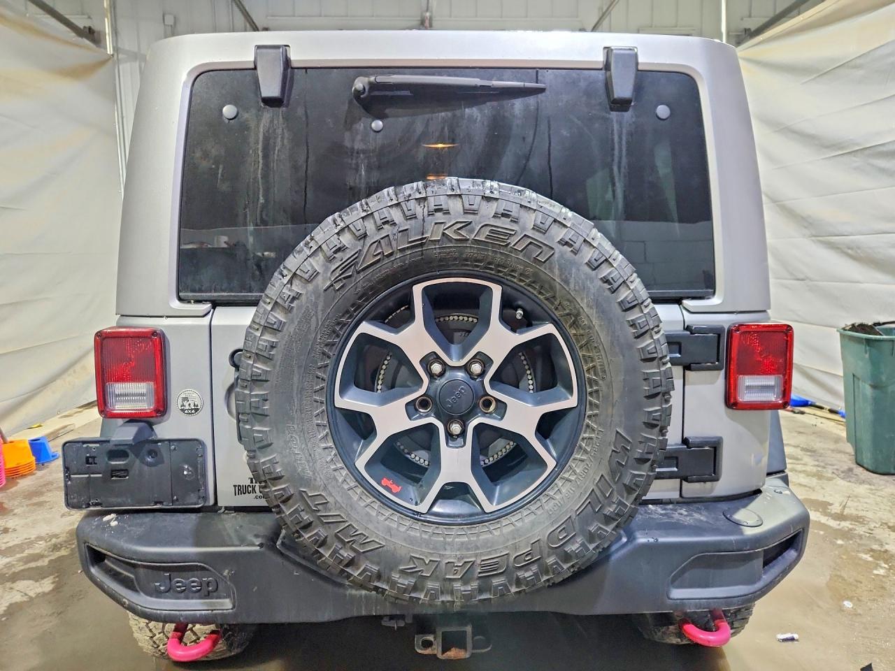 2015 Jeep Wrangler Unlimited Rubicon - Фото 6