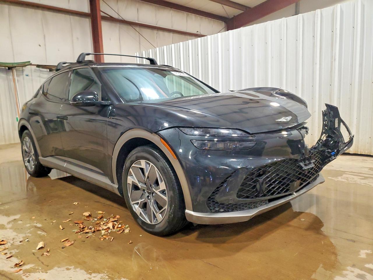 2025 Genesis Gv60 Standard - Image 4