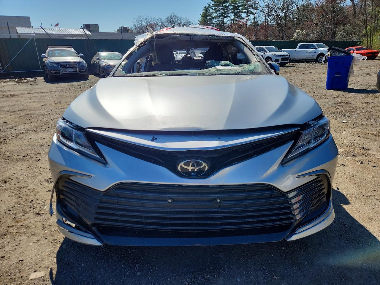 2022 Toyota Camry Le - Фото 5