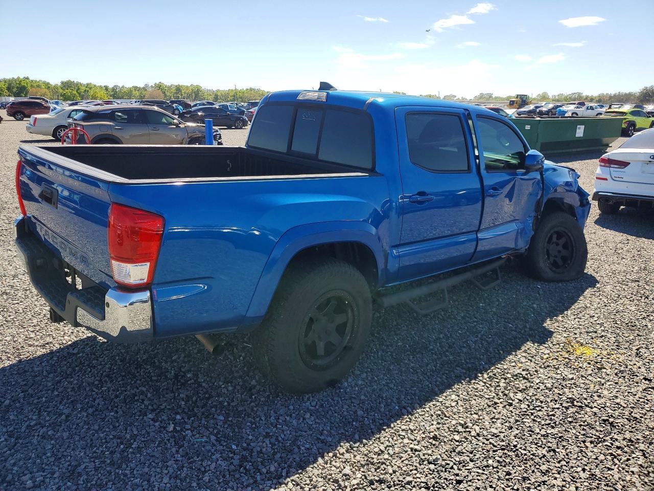2017 Toyota Tacoma Sr5 V6 - Фото 3