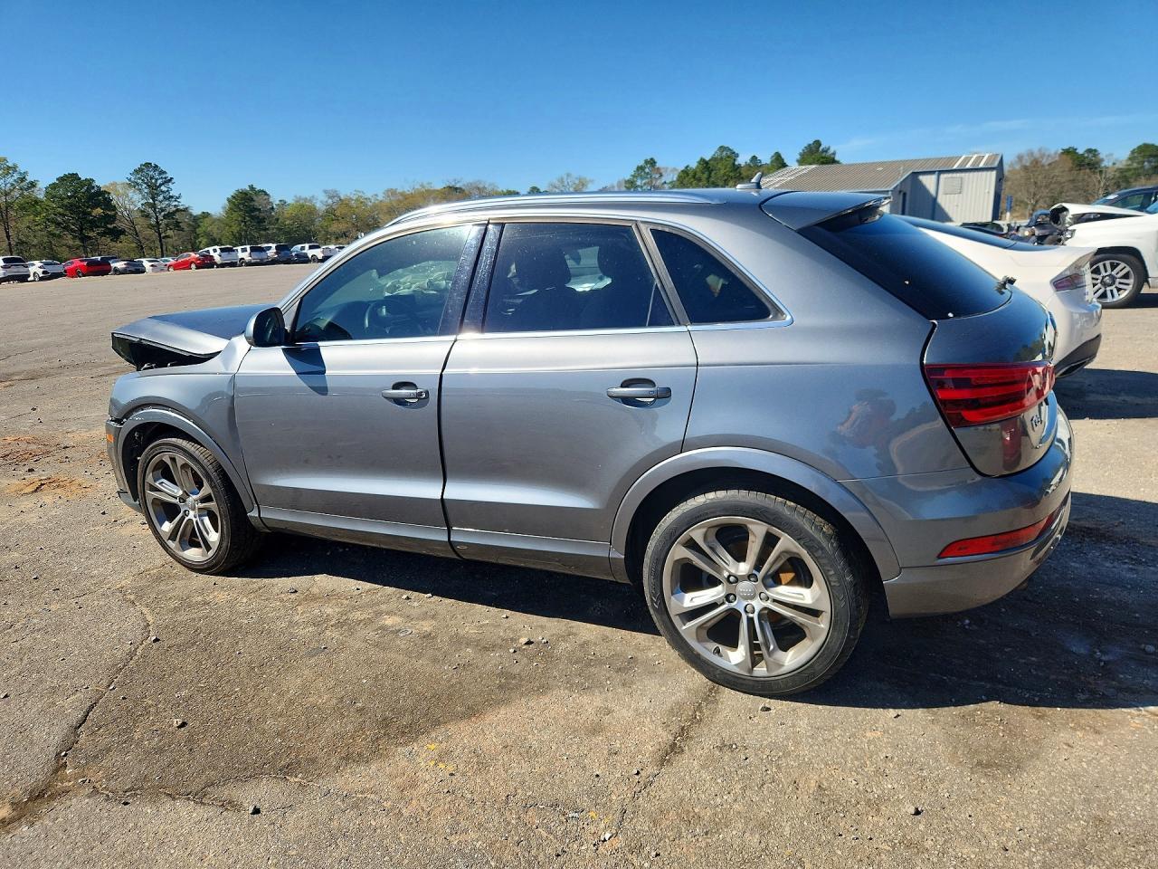 2015 Audi Q3 Premium Plus - Фото 2