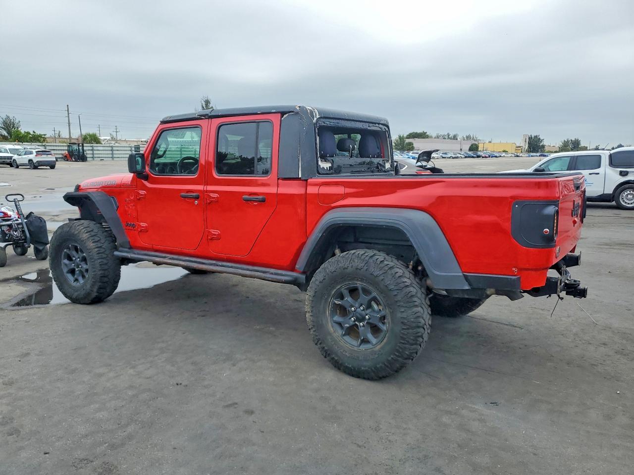 2020 Jeep Gladiator Sport - Image 2