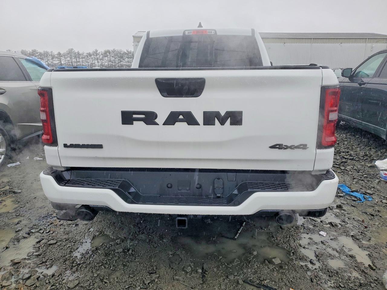 2025 Ram 1500 Laramie - Фото 6
