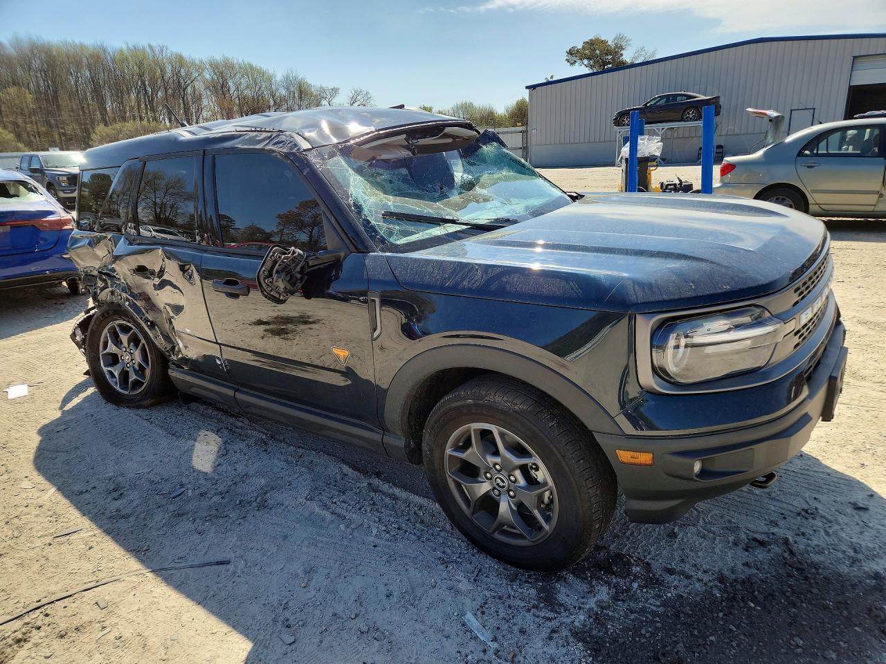 2022 Ford Bronco Sport Badlands - Image 4