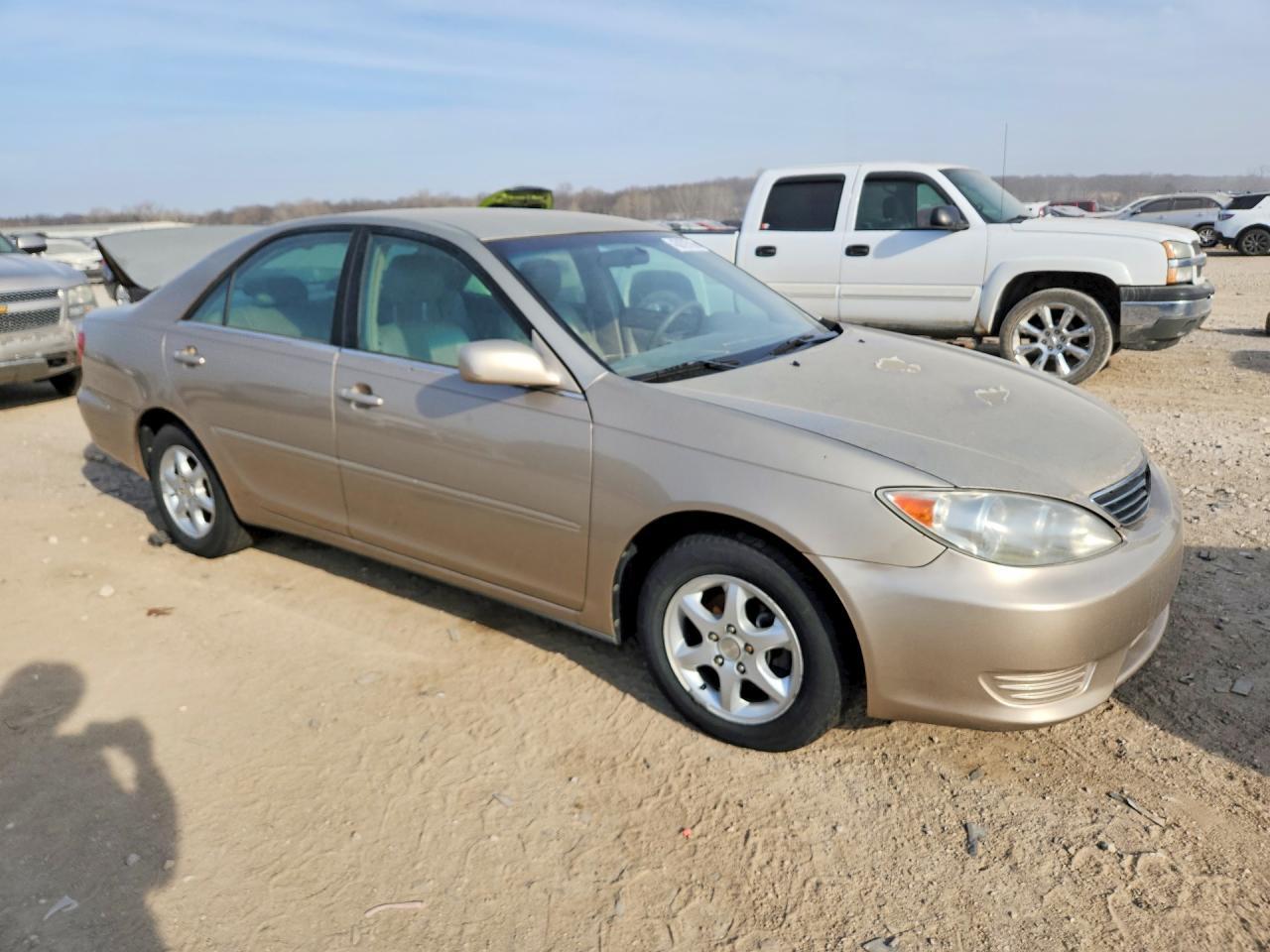 2005 Toyota Camry Le - Фото 4