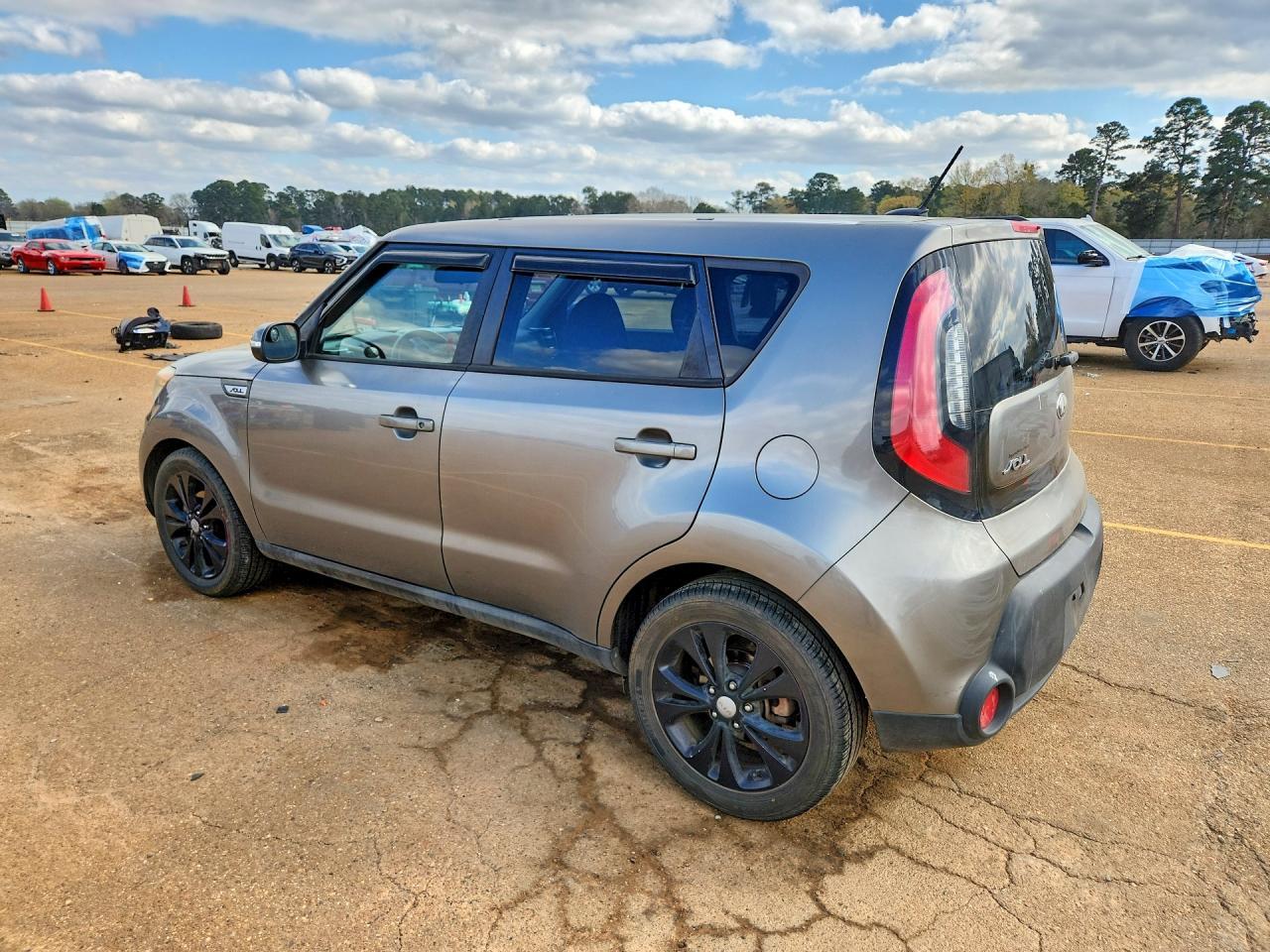 2014 Kia Soul + - Image 2