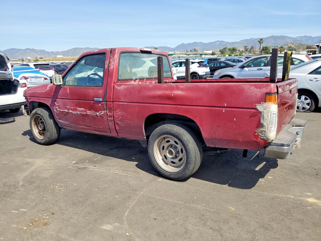 1996 Nissan Truck Base - Фото 2