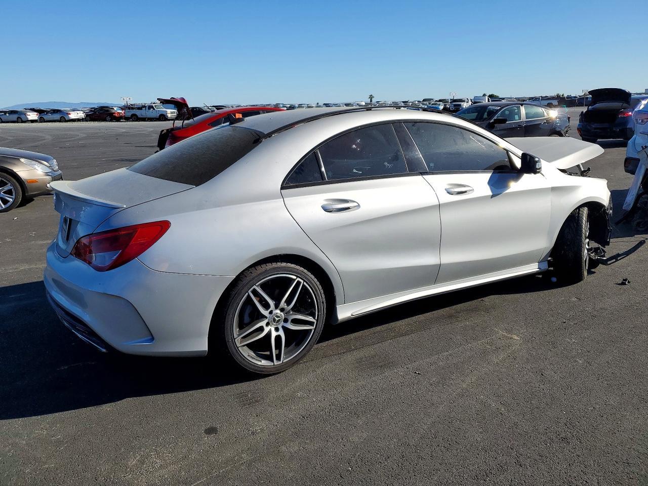 2019 Mercedes-Benz Cla 250 - Фото 3