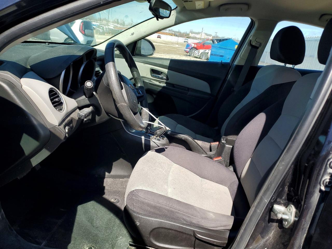 2012 Chevrolet Cruze Ls - Фото 7