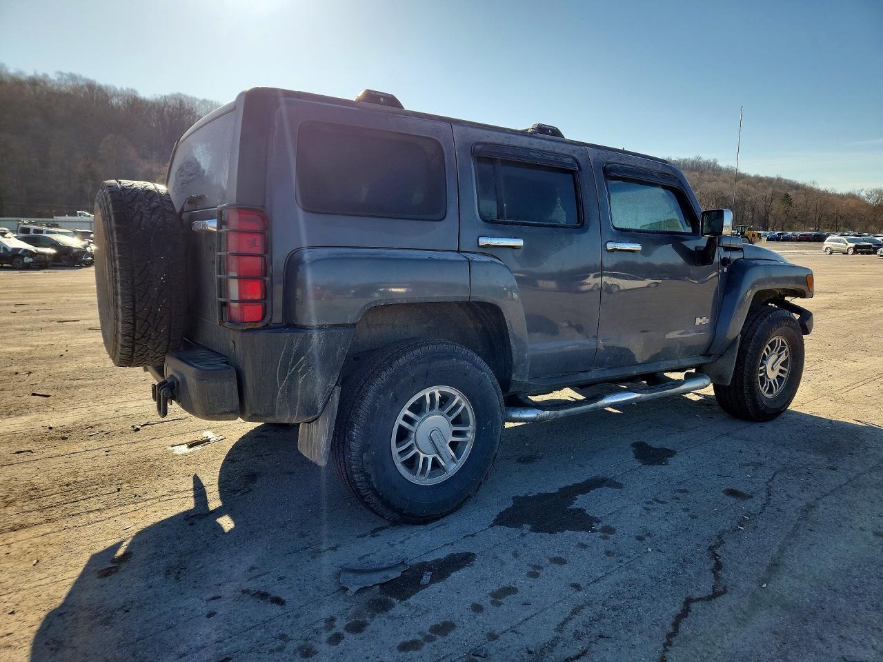 2008 Hummer H3 - Image 3