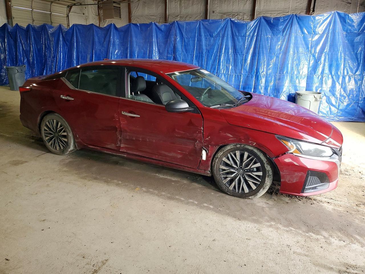 2024 Nissan Altima 2.5 Sv - Image 4