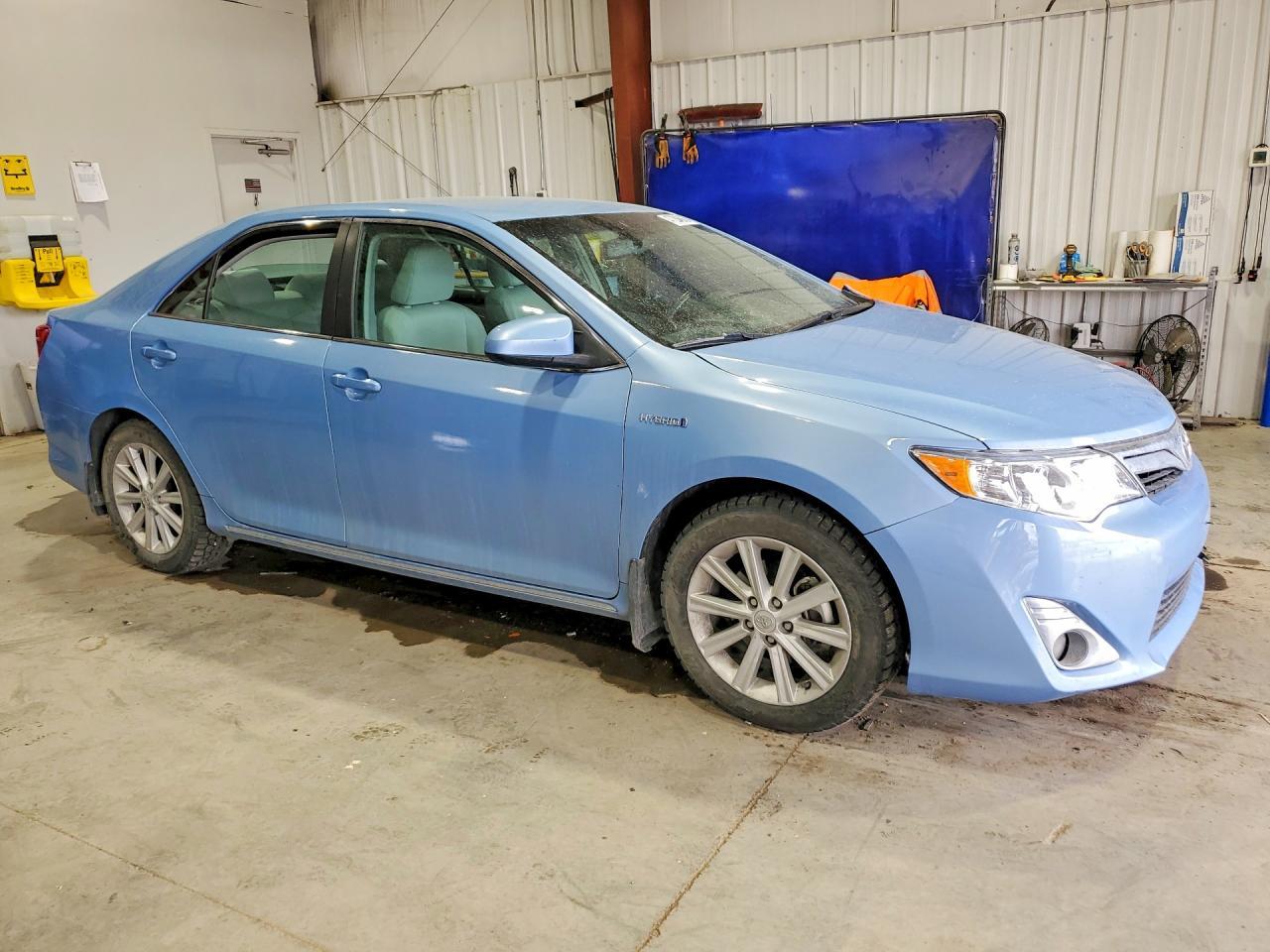 2012 Toyota Camry Hybrid Xle - Фото 4