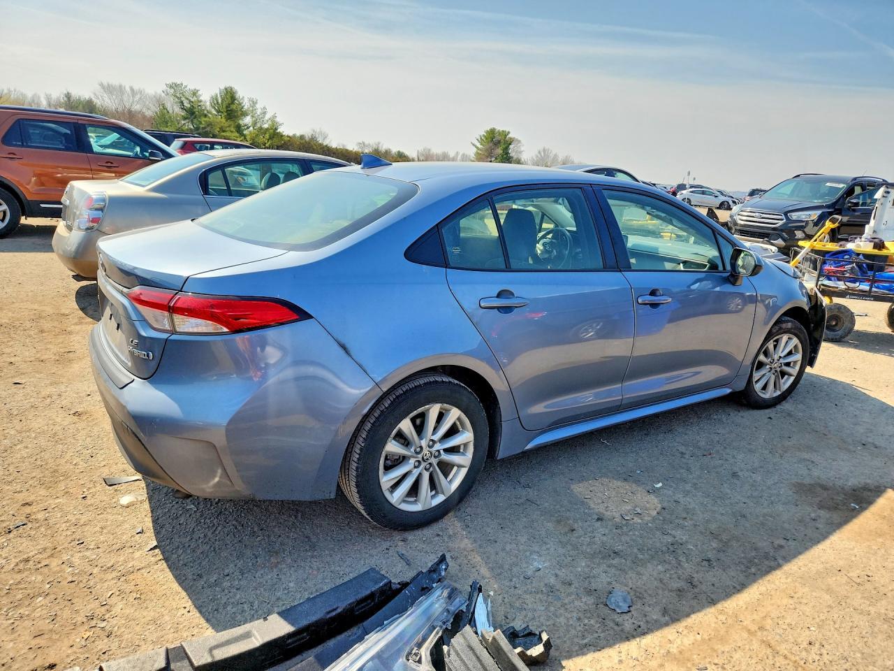 2024 Toyota Corolla Hybrid Le - Фото 3