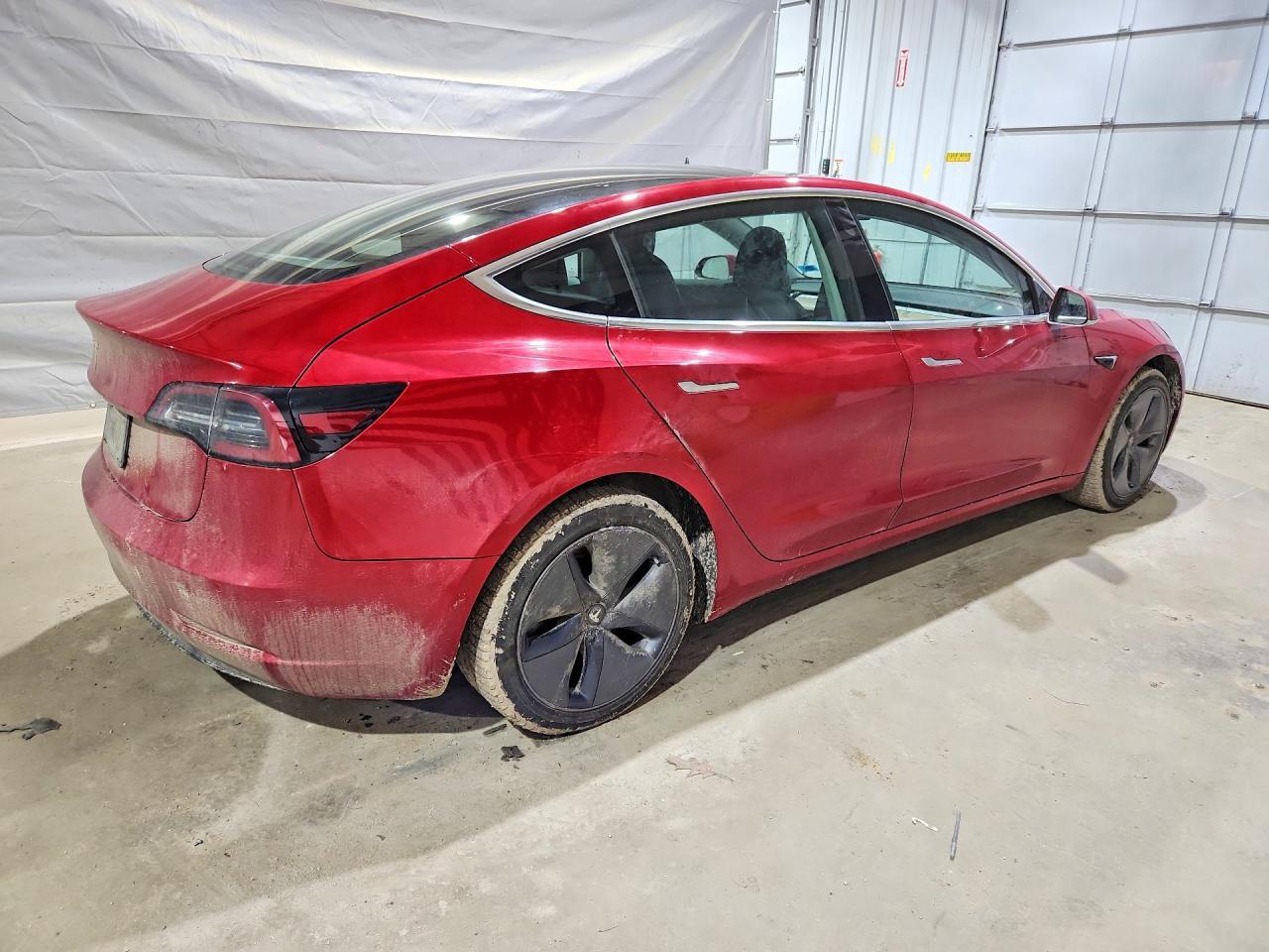 2020 Tesla Model 3 - Фото 3