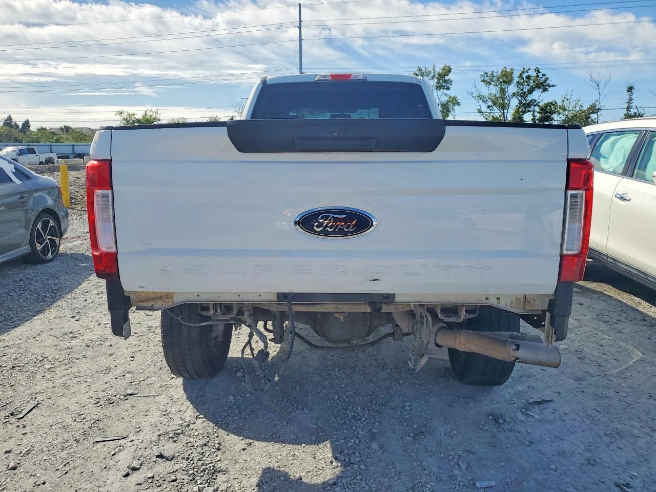 2017 Ford F250 Super Duty - Фото 6