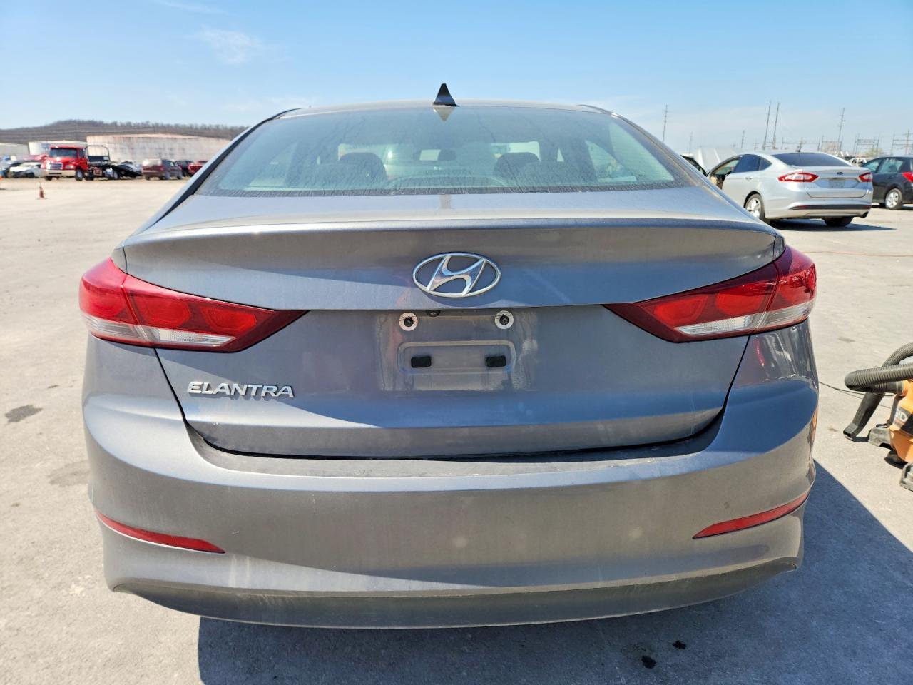 2018 Hyundai Elantra Sel - Image 6