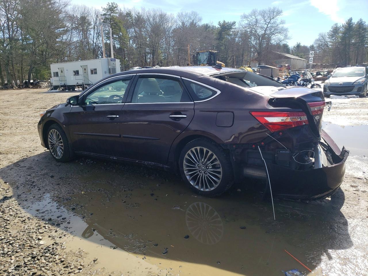 2016 Toyota Avalon Limited - Фото 2