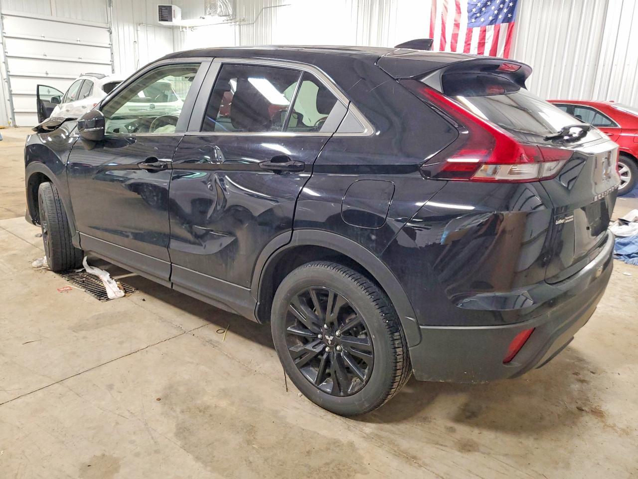 2023 Mitsubishi Eclipse Cross Le - Image 2