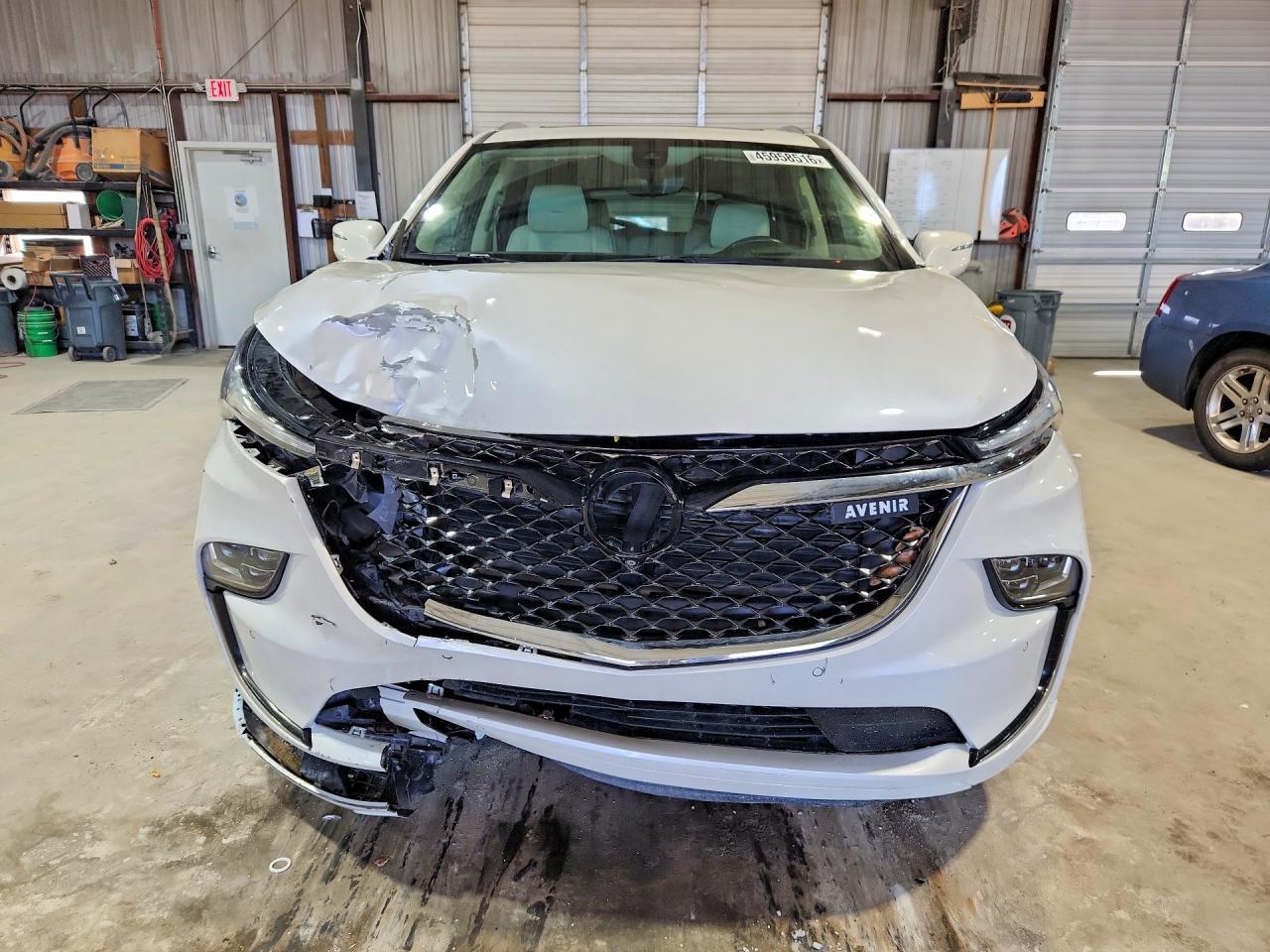 2022 Buick Enclave Avenir - Image 5