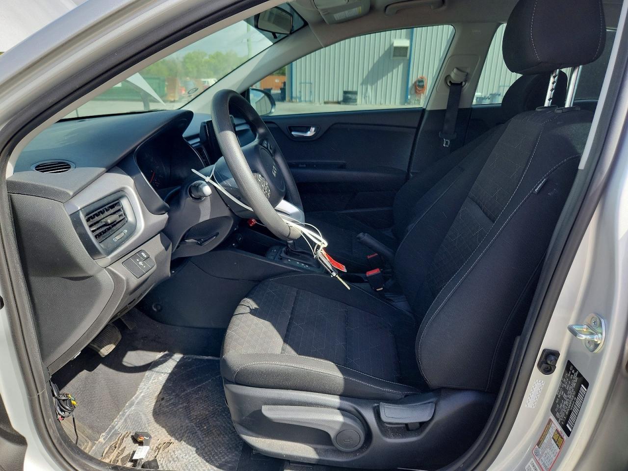 2023 Kia Rio S - Фото 7