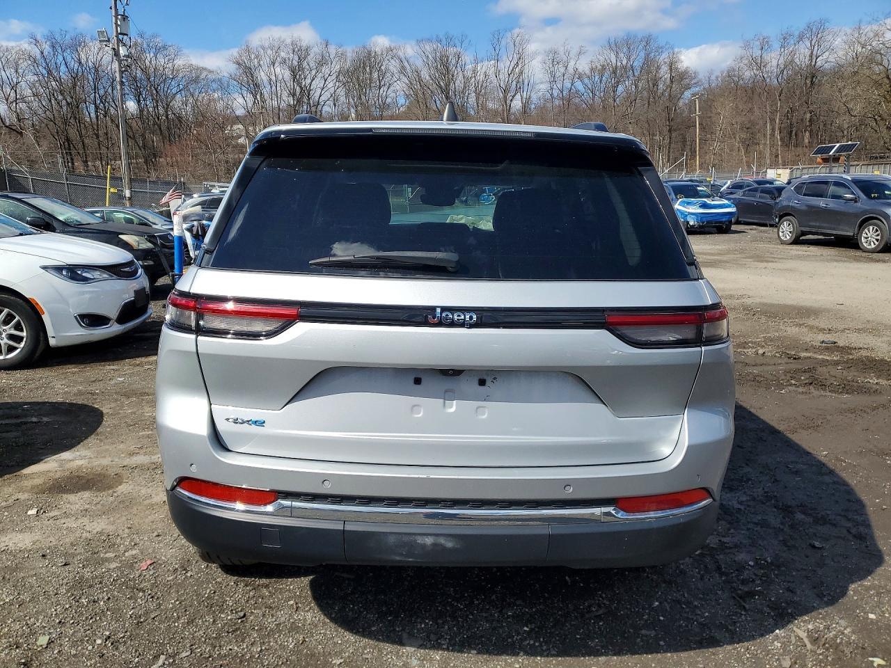 2023 Jeep Grand Cherokee Limited 4Xe - Image 6