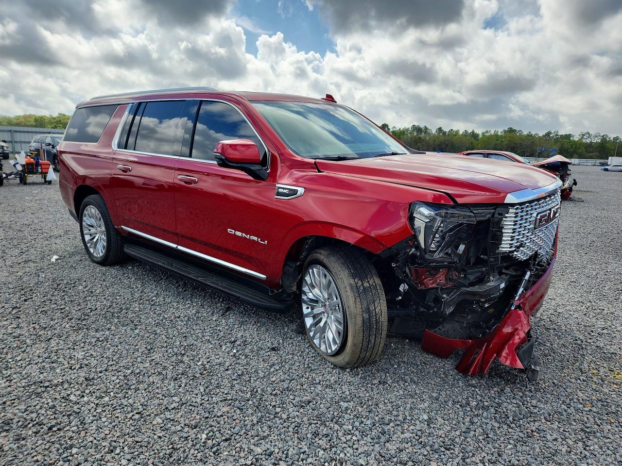2023 GMC Yukon Xl Denali - Image 4