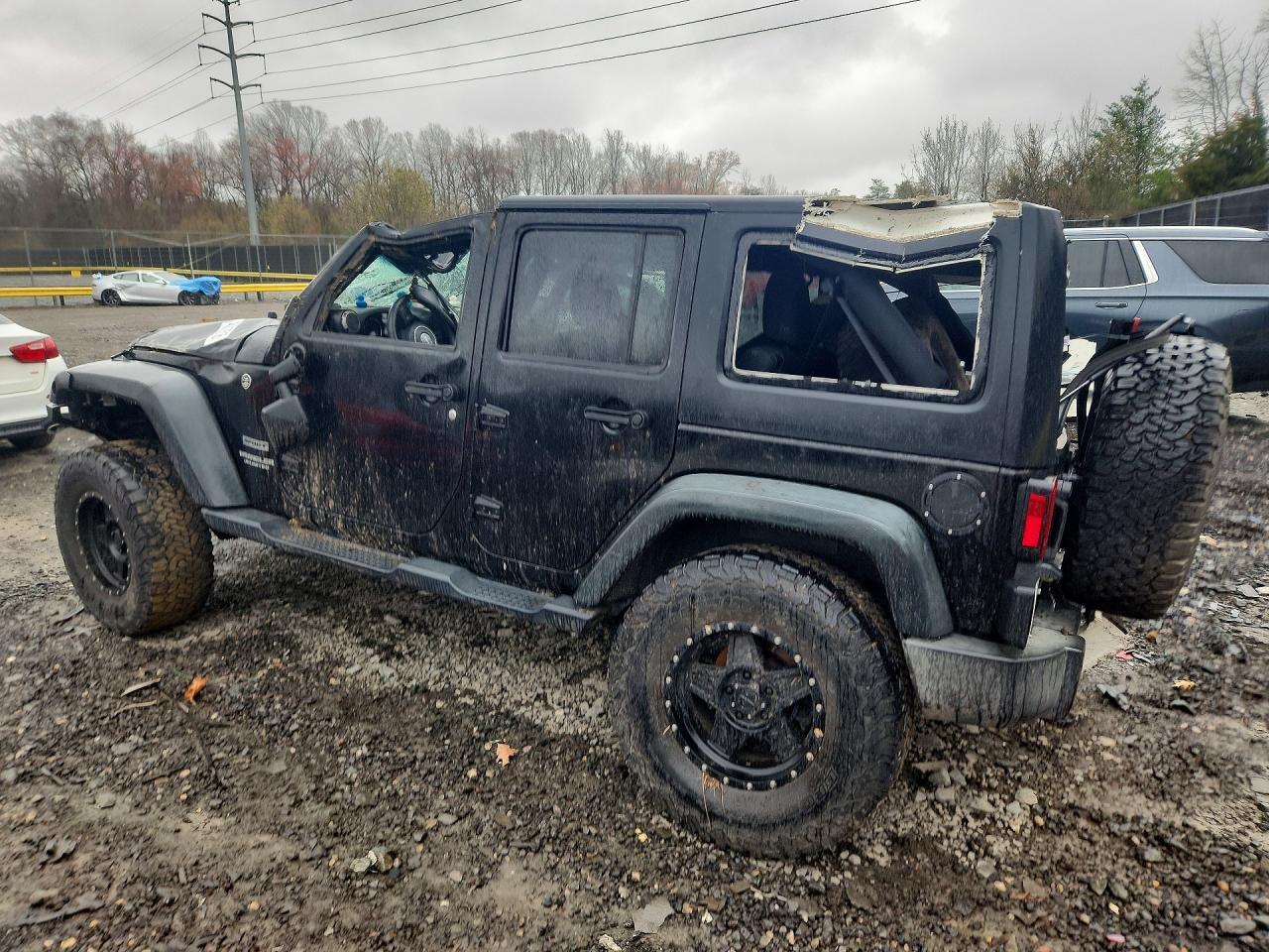 2016 Jeep Wrangler Unlimited Sport - Image 2