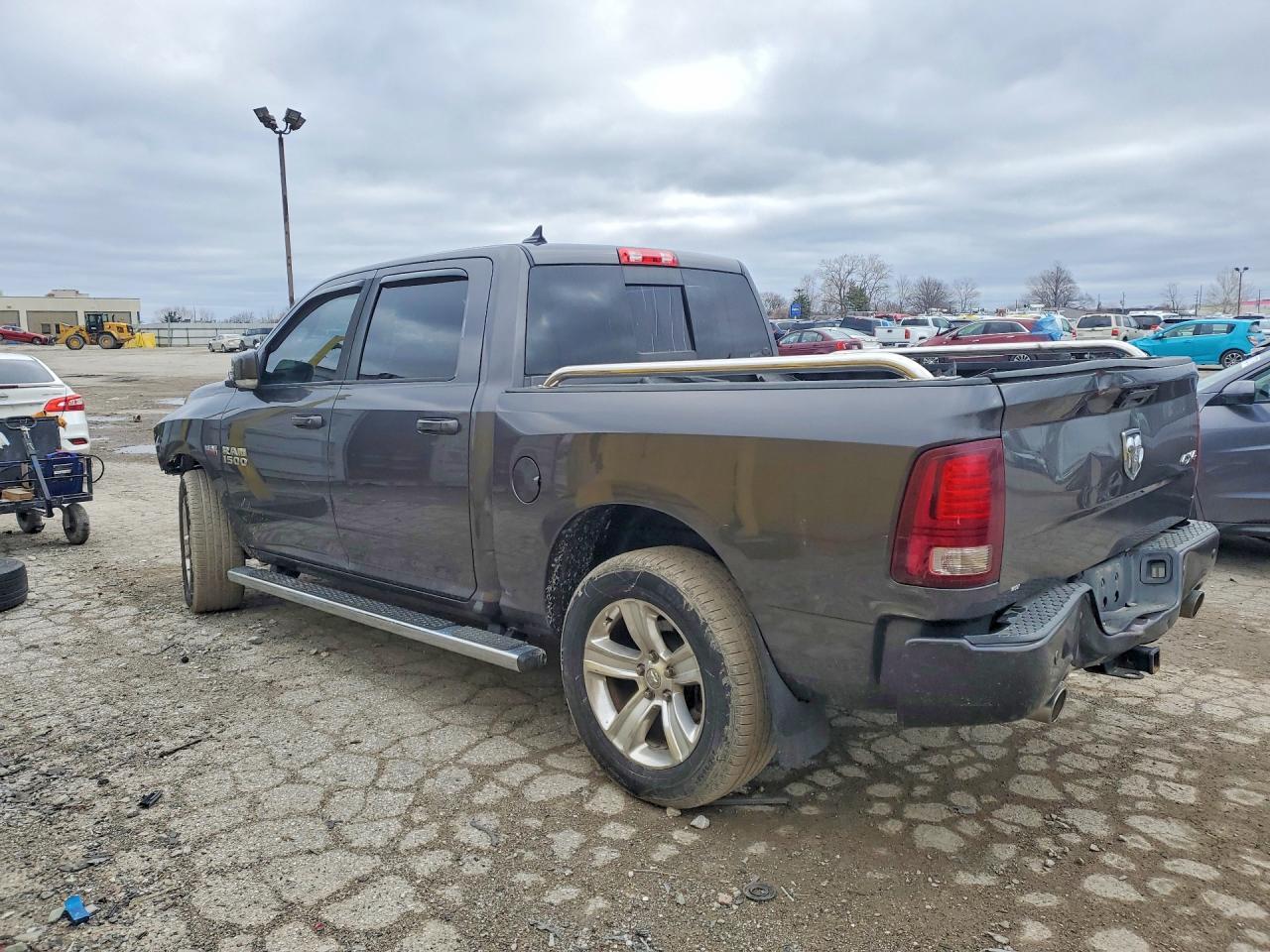 2015 Ram 1500 Sport - Фото 2