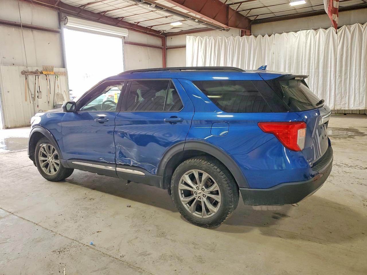 2020 Ford Explorer Xlt - Фото 2