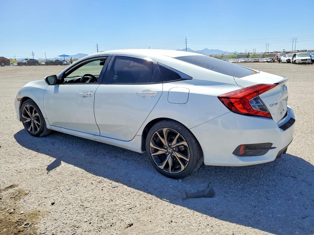 2021 Honda Civic Sport - Фото 2