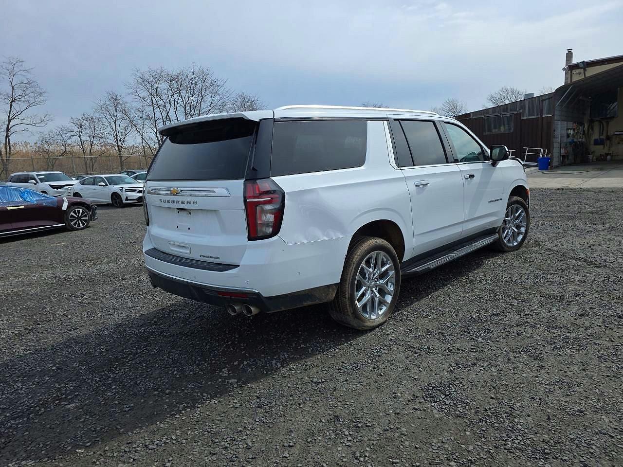 2024 Chevrolet Suburban K1500 Premier - Image 4