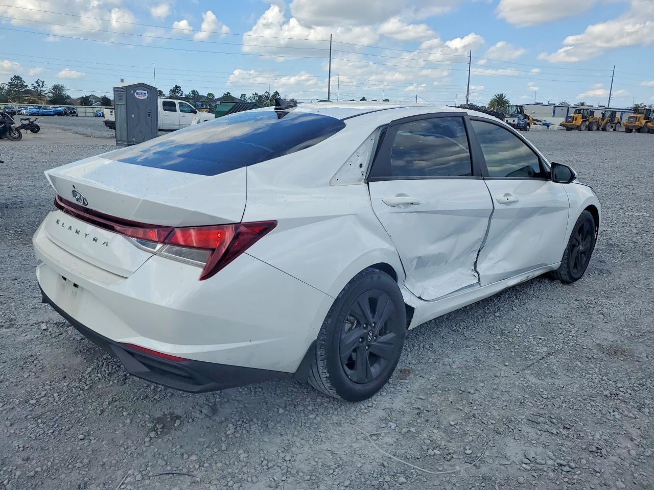 2021 Hyundai Elantra Sel - Image 3