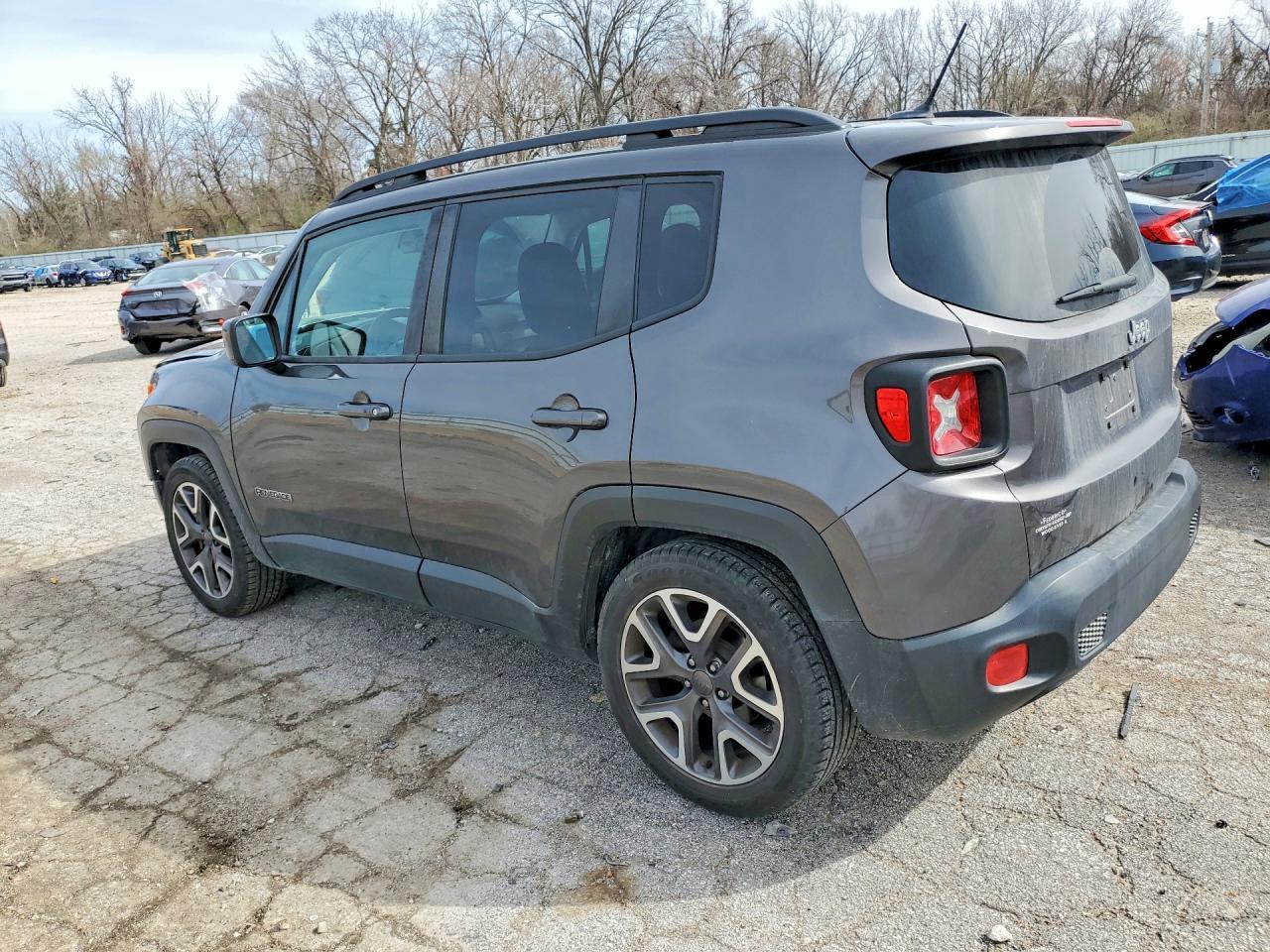 2016 Jeep Renegade Latitude - Фото 2
