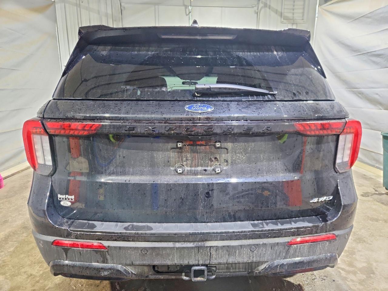 2025 Ford Explorer St-Line - Image 6