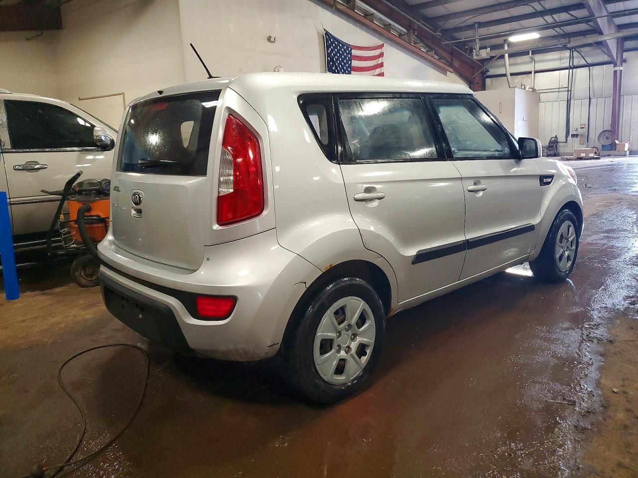 2013 Kia Soul Base - Фото 3