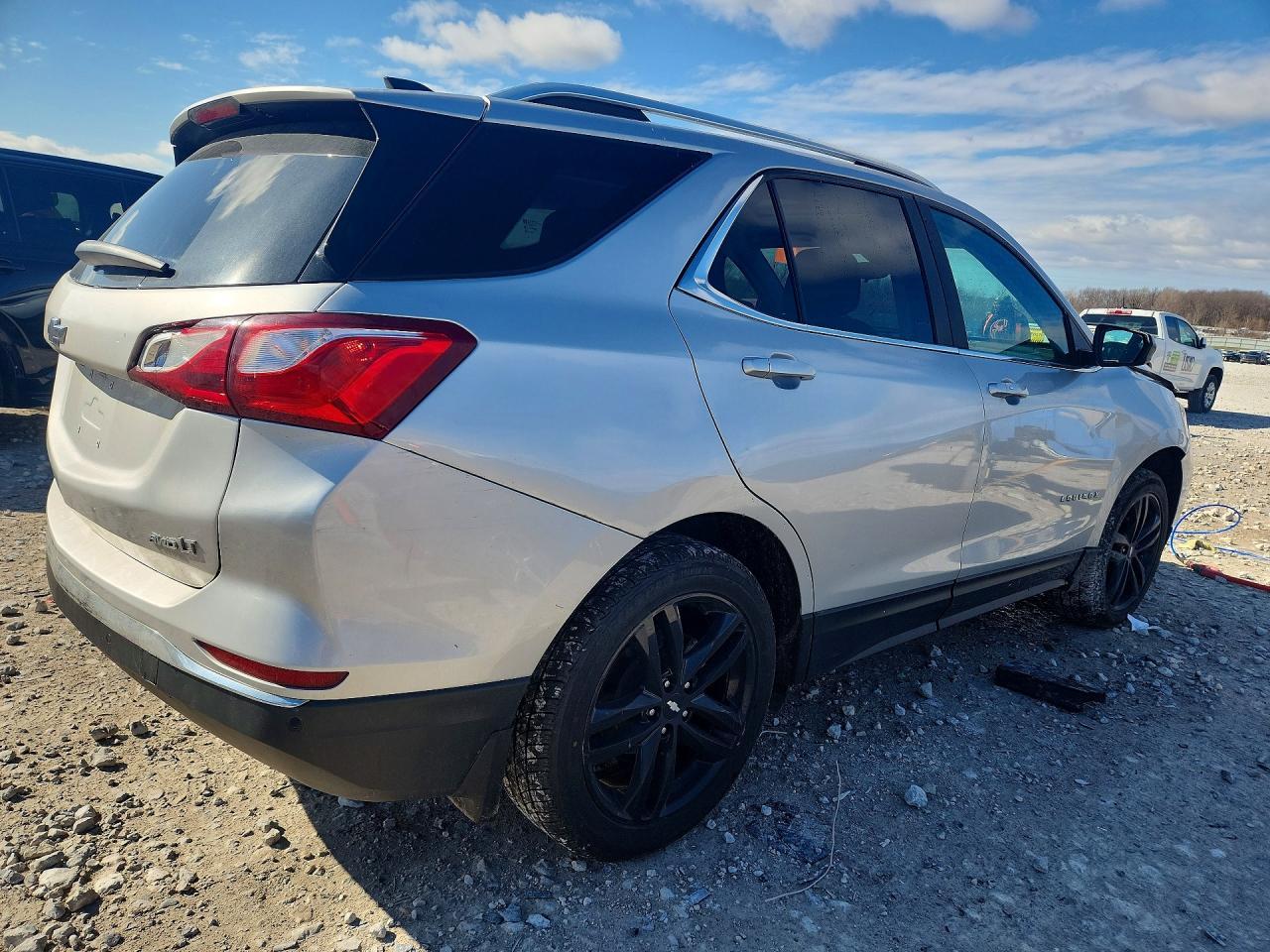2021 Chevrolet Equinox Lt - Фото 3