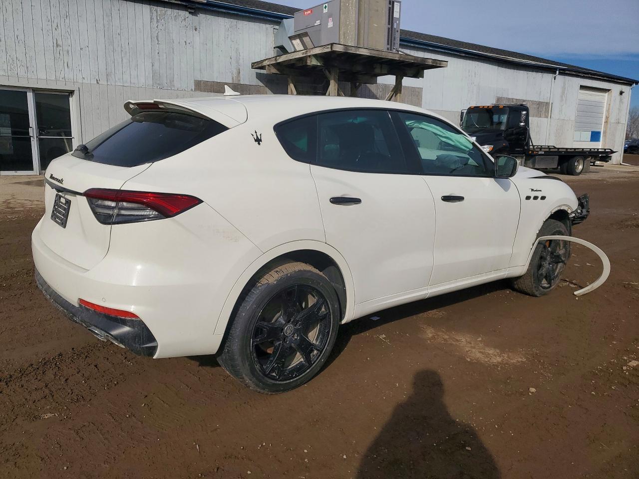 2023 Maserati Levante Modena - Фото 3