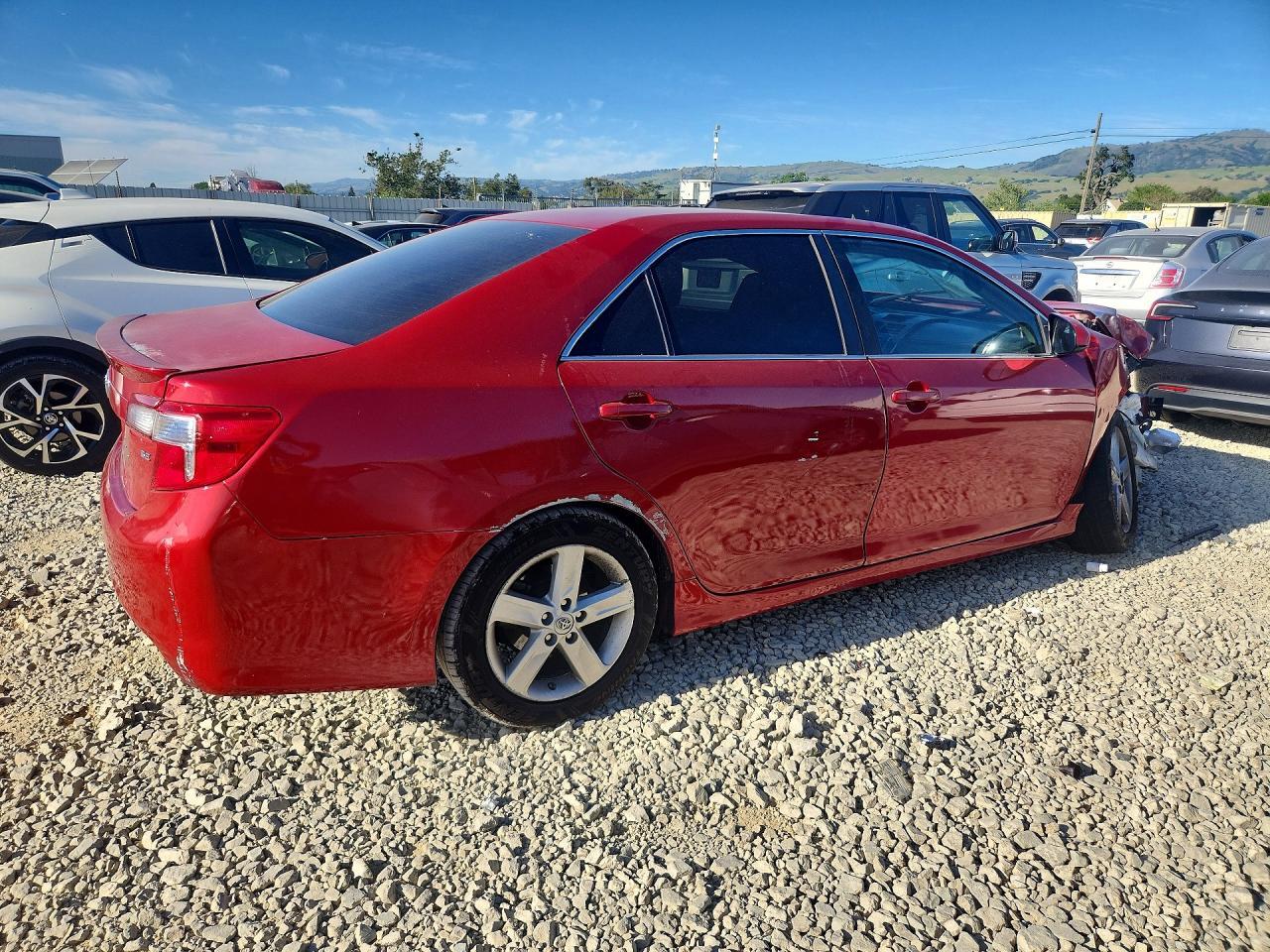 2014 Toyota Camry Se - Фото 3