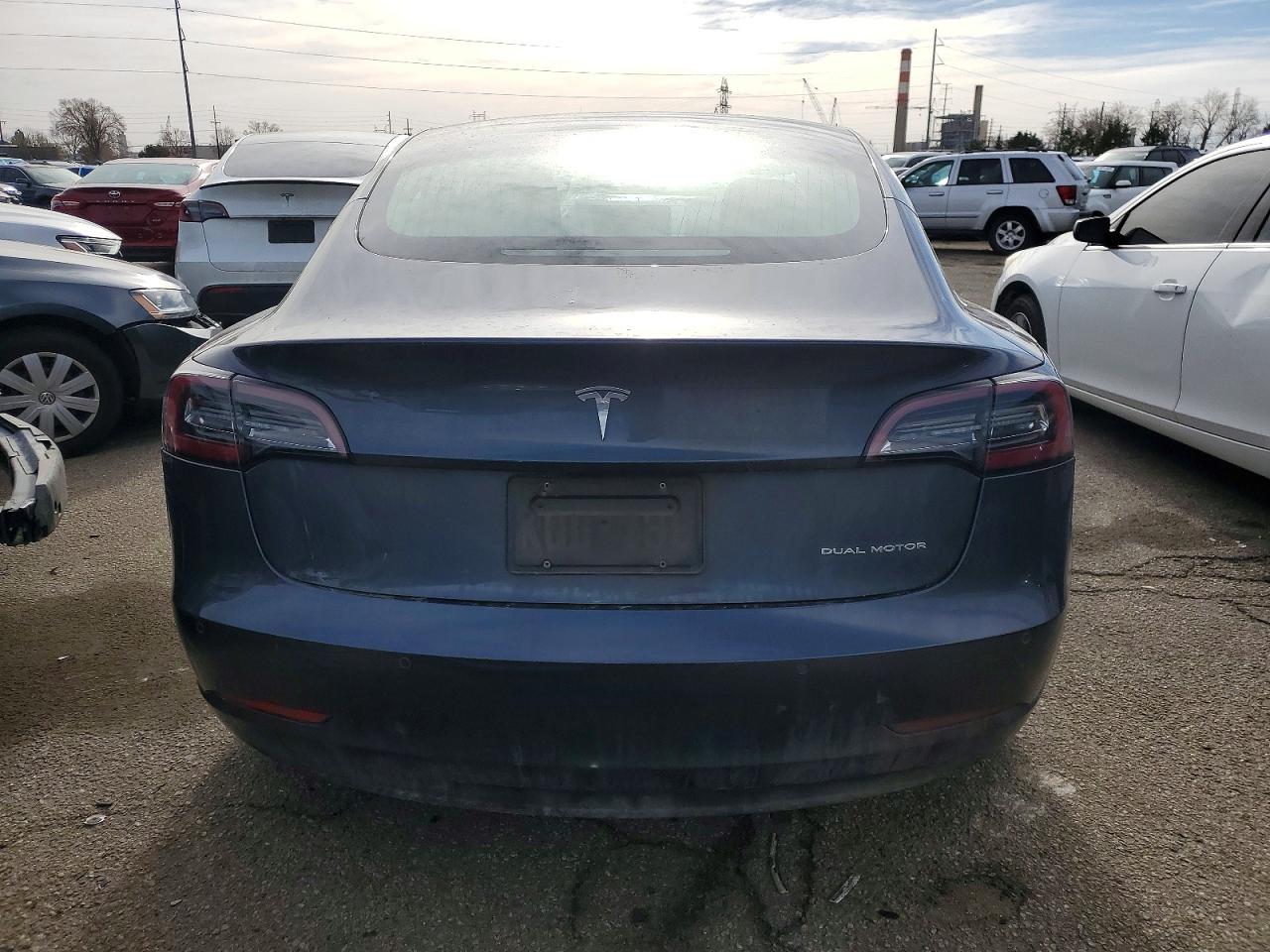 2019 Tesla Model 3 - Image 6