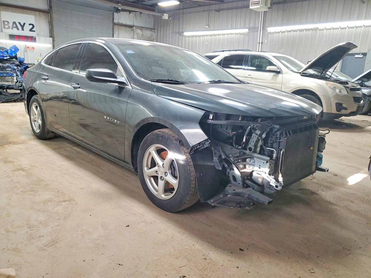 2018 Chevrolet Malibu Ls - Фото 4