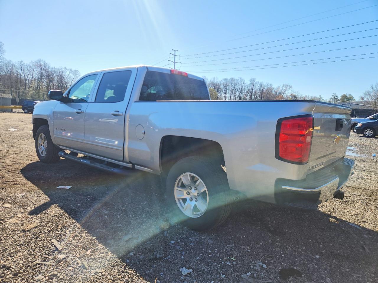 2018 Chevrolet Silverado C1500 Lt - Image 2