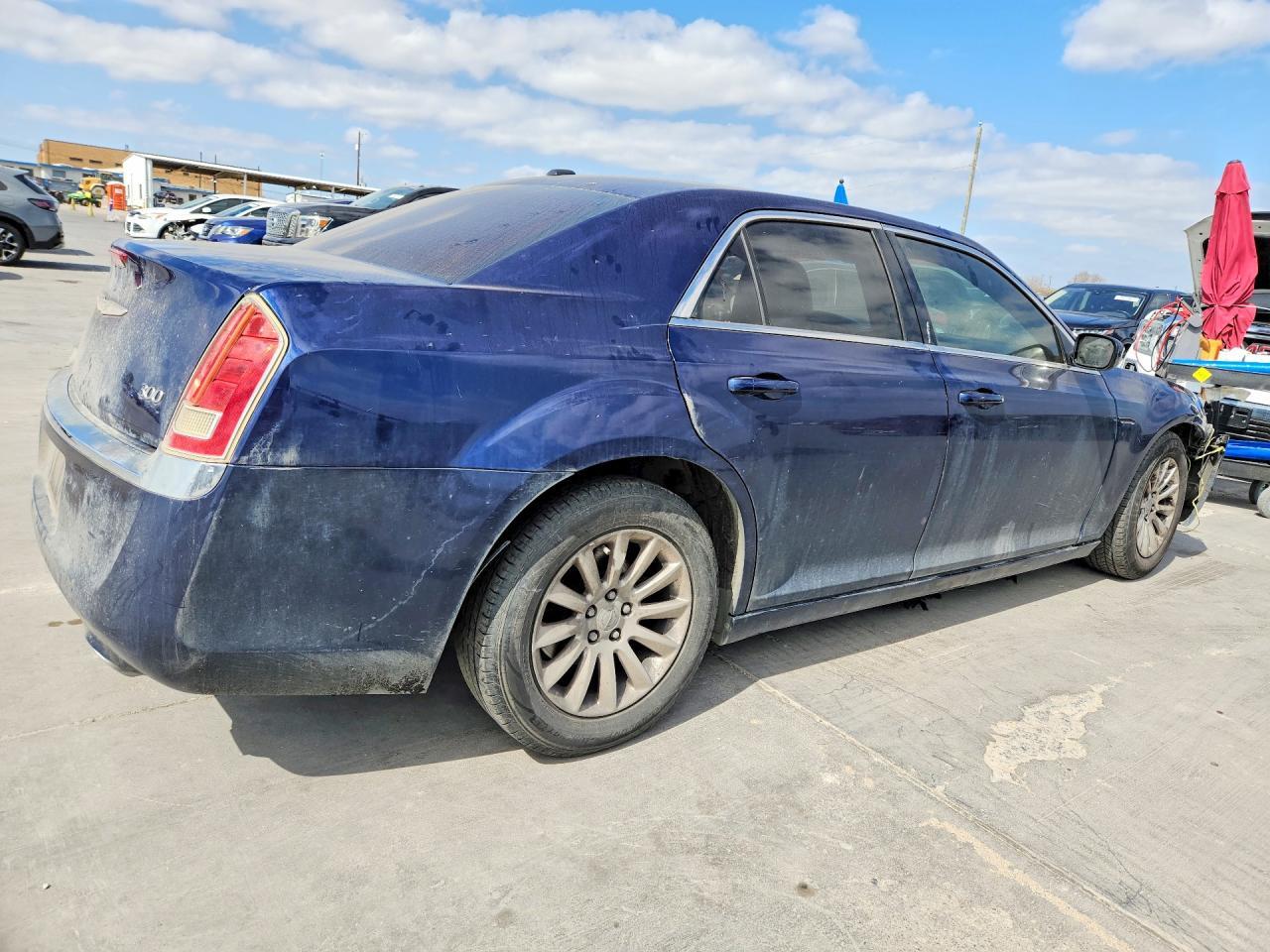 2014 Chrysler 300 - Image 3