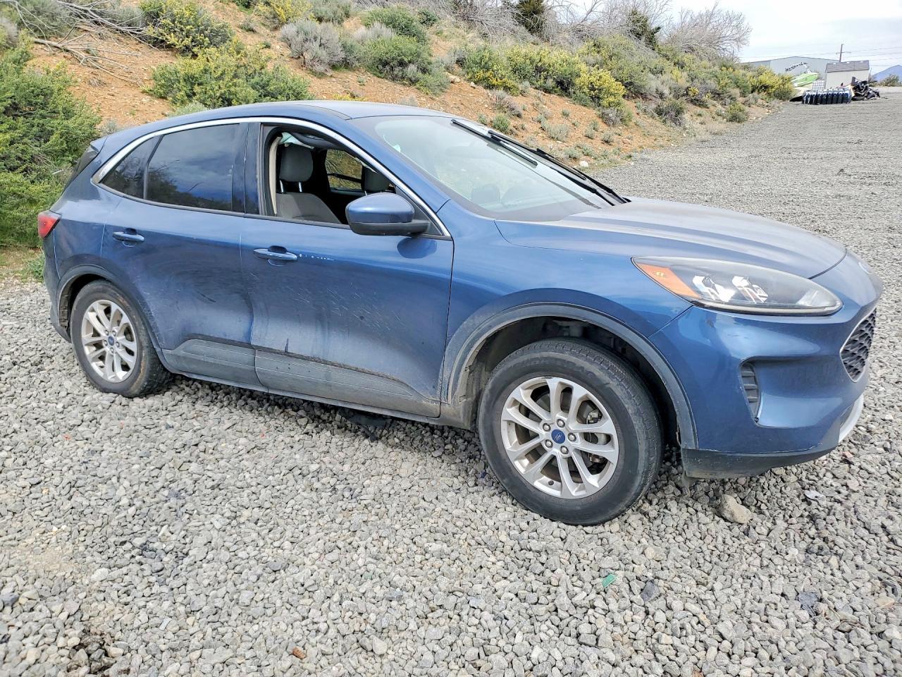 2020 Ford Escape Se - Фото 4