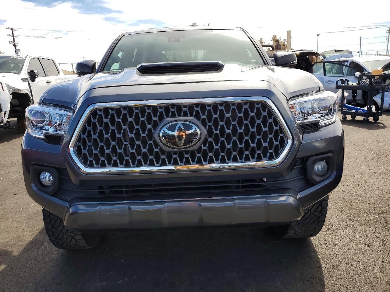 2019 Toyota Tacoma Trd Sport - Image 5